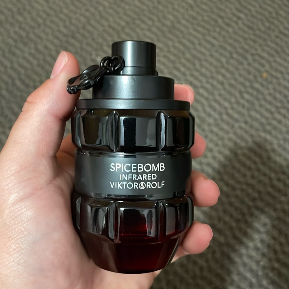 70% full SPICE BOMB VIKTOR AND ROLF